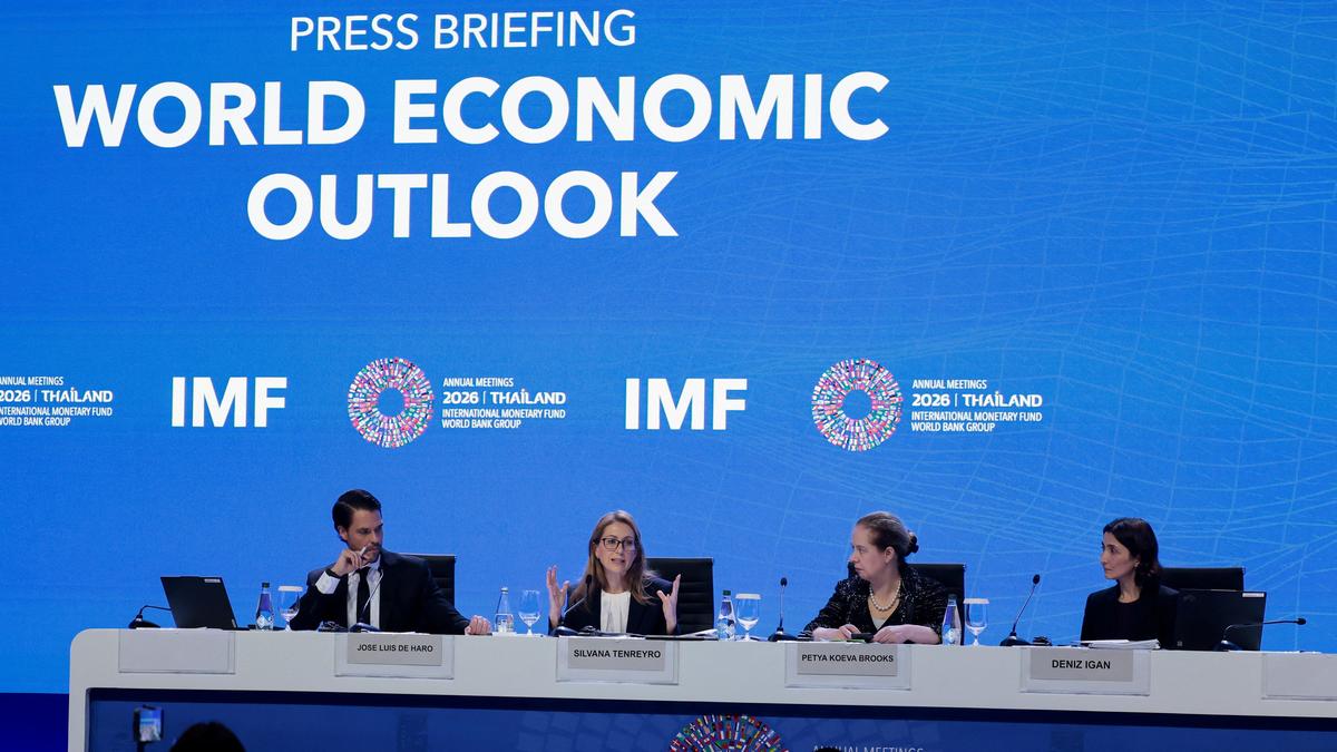 IMF 2026 küresel büyüme tahminini 3,1'e yükseltti