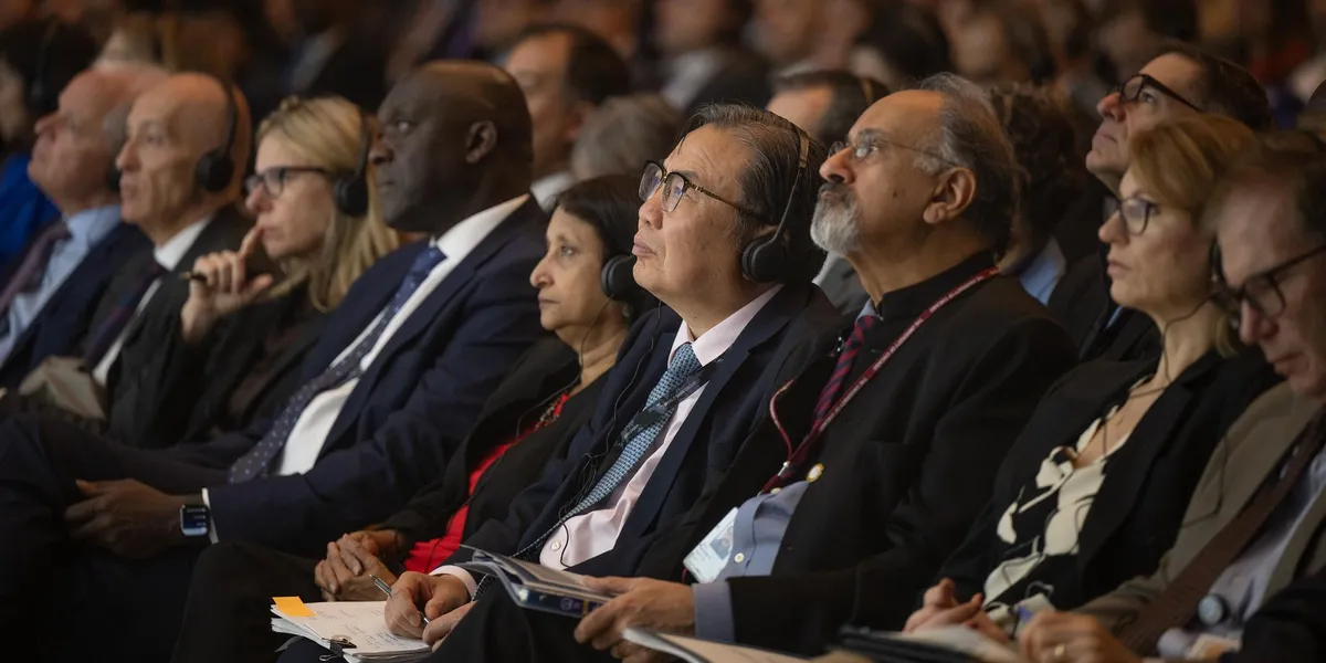 IMF-Dünya Bankası Zirvesi Savaş Gölgesinde: Umut ve Endişe Bir Arada