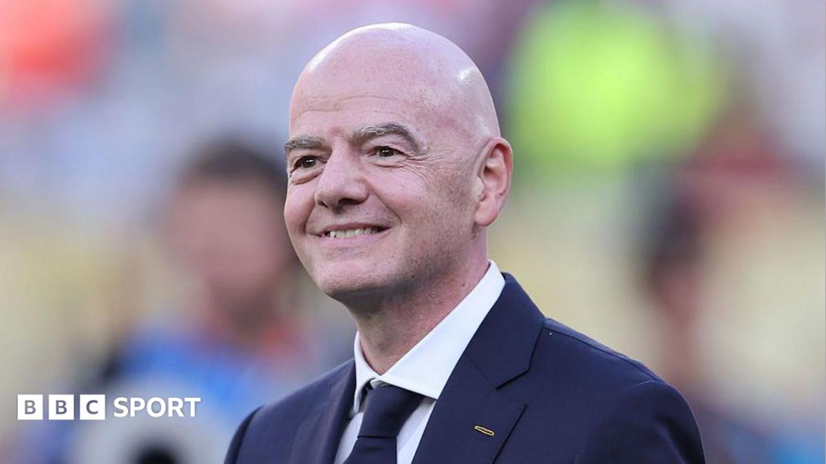 Infantino'dan Eleştirenlere: 'Meditasyon Yapın Ya da Maç İzleyin