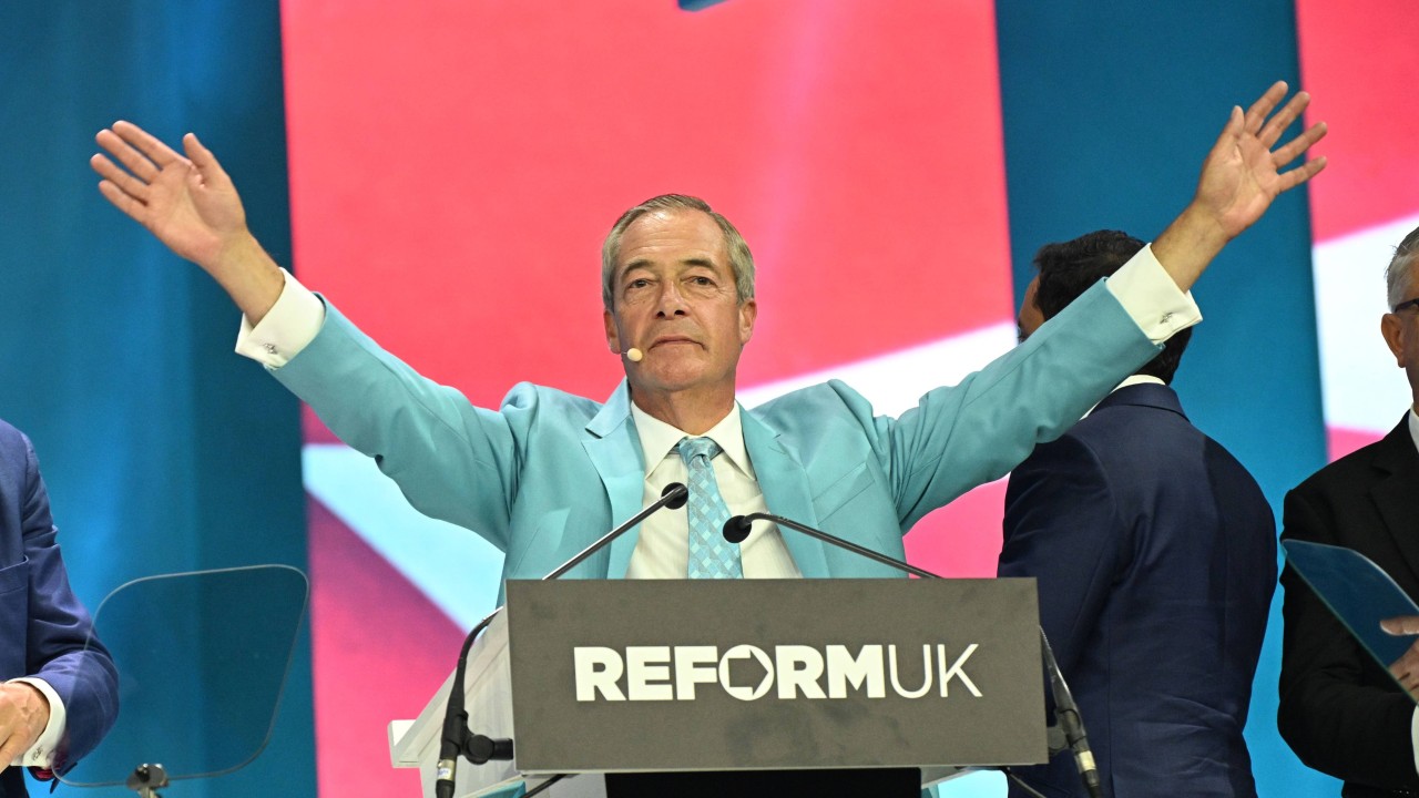 İngiliz Polisi Reform UK Hakkındaki Soruşturmayı Genişletti