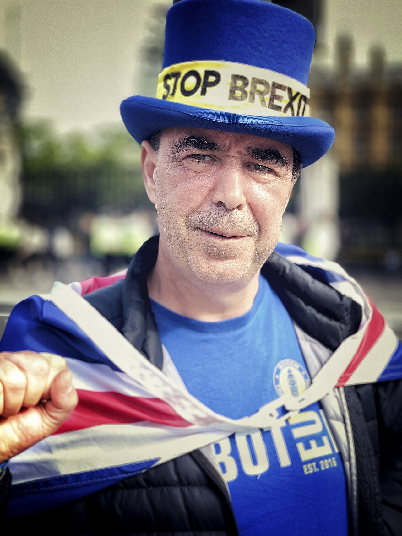 İngilizler AB'ye yakınlaşmak istiyor: Farage seçmeni bile aynı fikirde