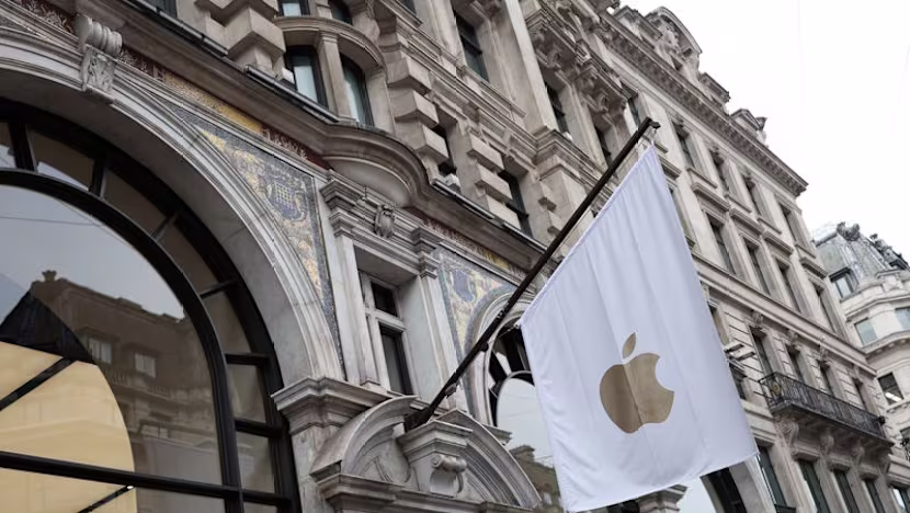 İngiltere, Apple ve Google'ın uygulama mağazalarına rekabet düzenlemesi getiriyor