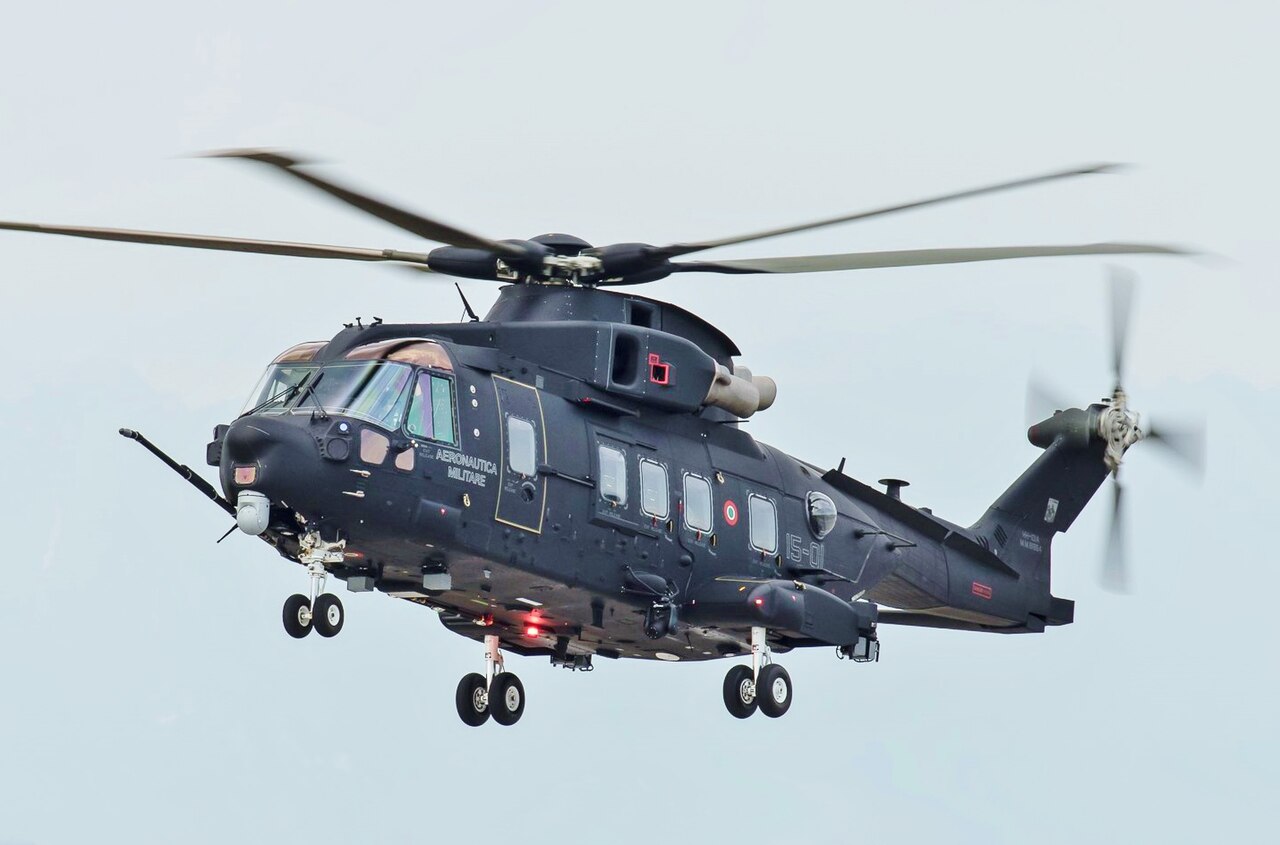 İngiltere'de askeri helikopter kazası: 3 deniz piyadesi öldü