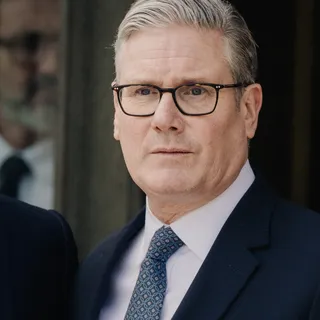 İngiltere Başbakanı Keir Starmer istifa etti