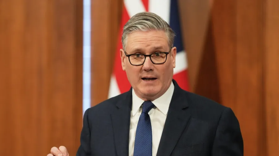 İngiltere Başbakanı Starmer istifa ediyor