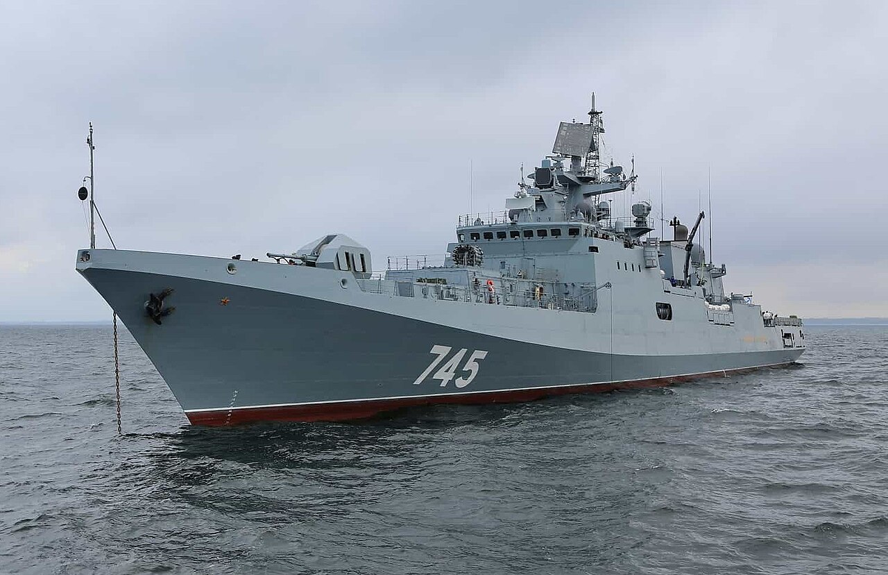 İngiltere Başbakanı Starmer'dan Rus savaş gemisine 'pervasız' tepkisi