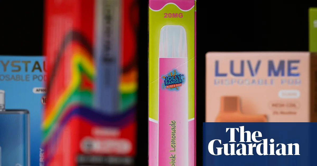 İngiltere'den çocukları korumak için e-sigara ambalajına ve aromaya kısıtlama