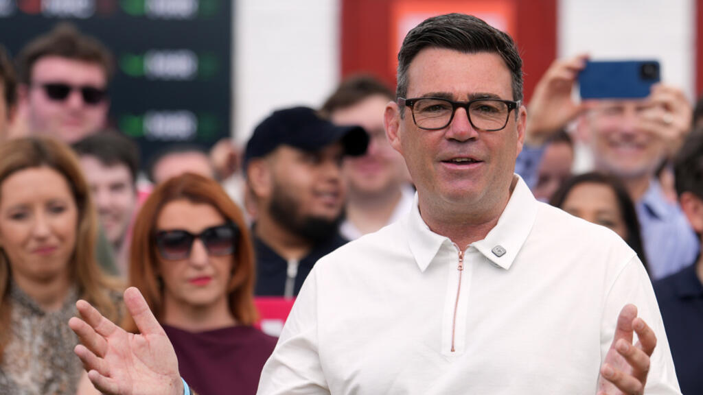 İngiltere'de Makerfield Ara Seçimini Andy Burnham Kazandı