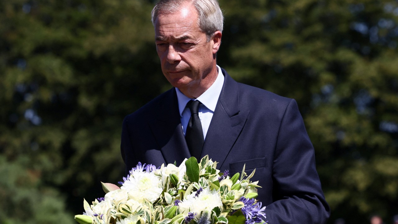 İngiltere'de Nigel Farage'a yönelik tehdit şüphelisi gözaltına alındı