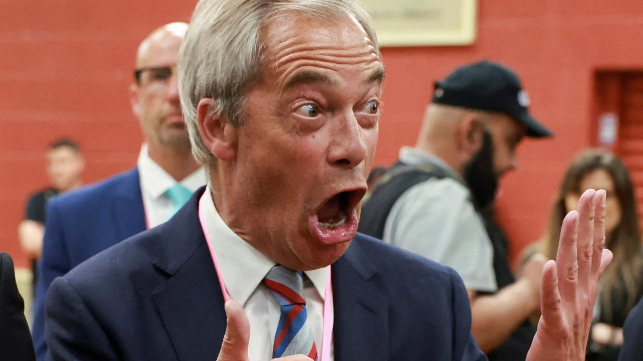 İngiltere’de yeni aşırı sağ parti: Restore Britain, Farage’a rakip