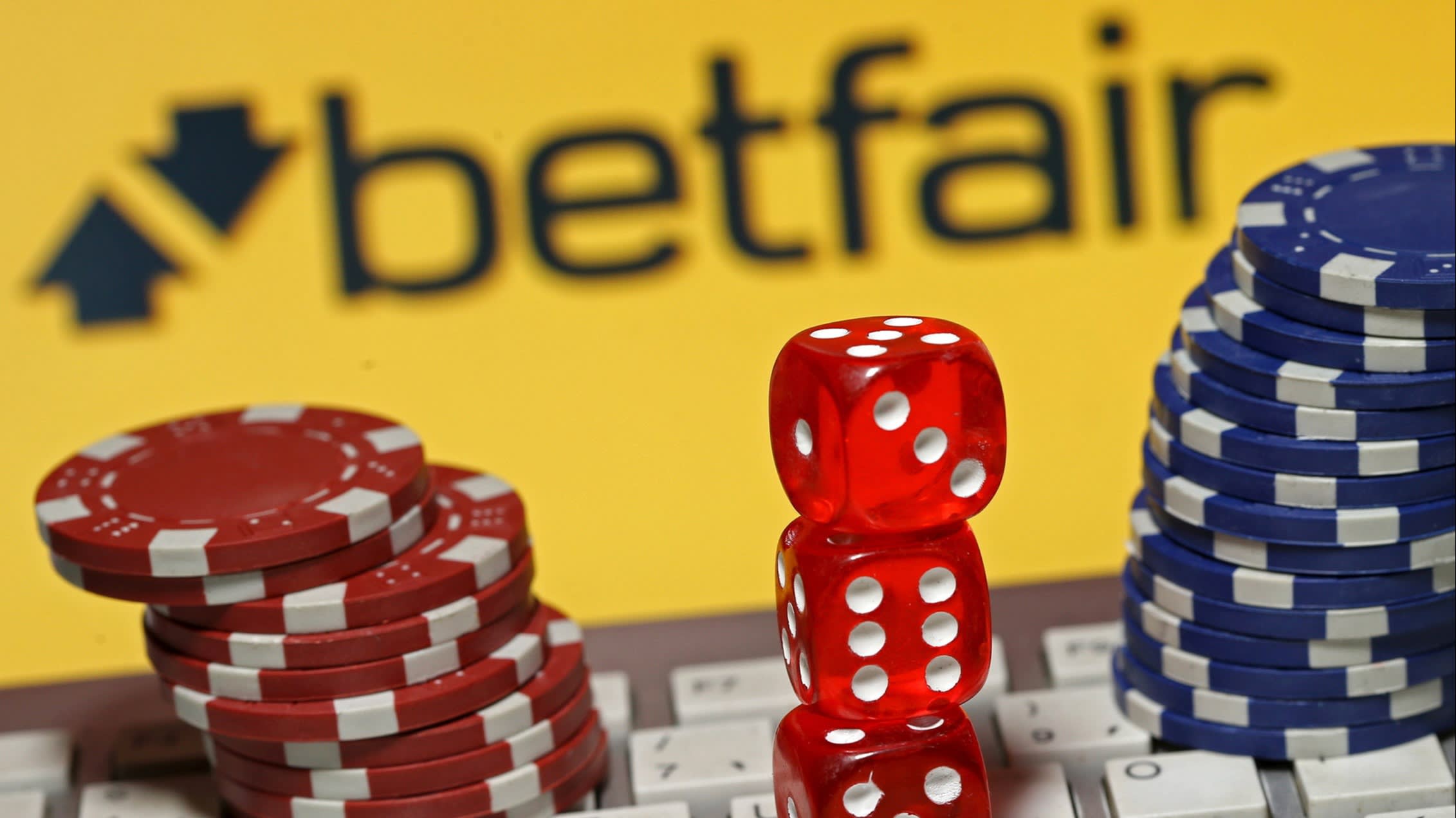 İngiltere'de bahis devi Betfair'e 'bağımlıyı hedef aldı' suçlaması