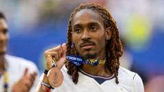 Inter, İngiliz savunmacı Spence'i Tottenham'dan kadrosuna kattı