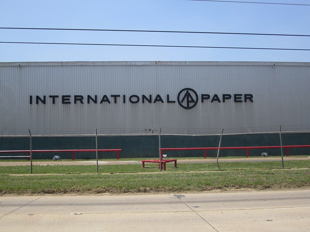 International Paper'a Milyar Dolarlık Teklifler: Hisseler Fırladı