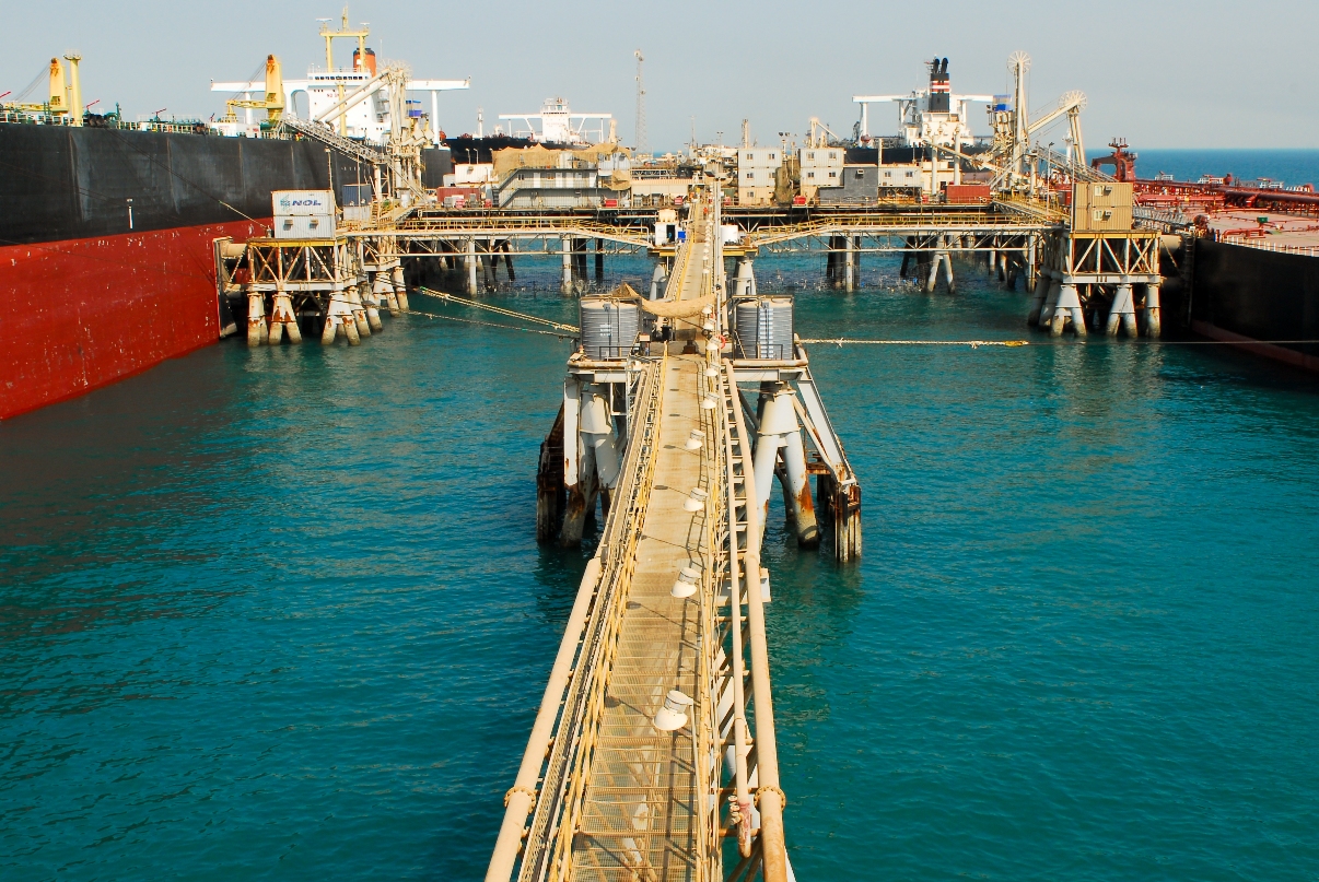 Irak, Basra Petrolünü Satmakta Zorlanıyor: Fiyat Artışı Alıcıları Kaçırdı