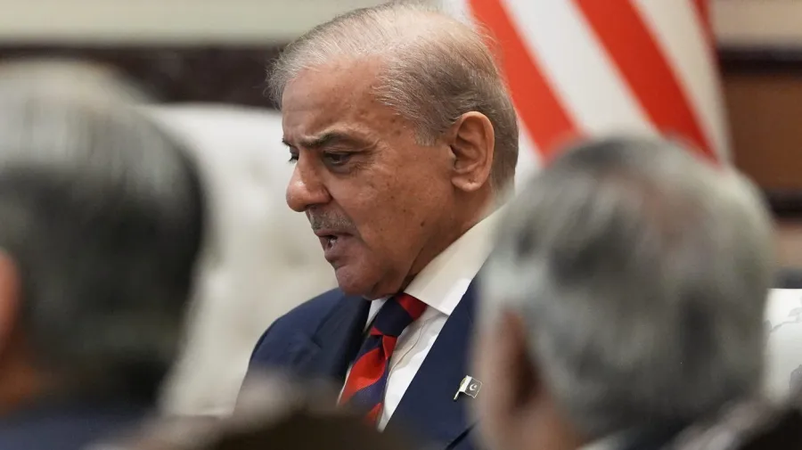 Pakistan Başbakanı: İran ile ABD arasında 24 saat içinde barış anlaşması imzalanabilir