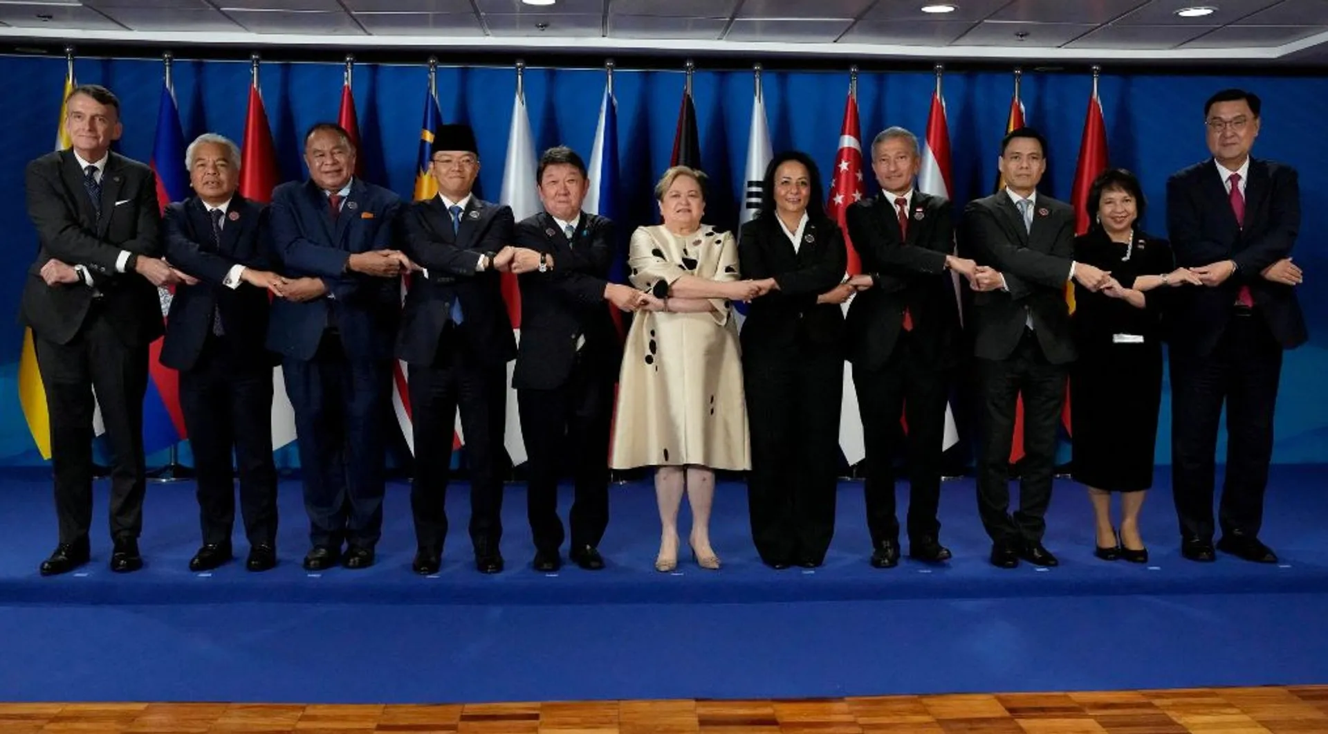 İran ile ABD savaşı ASEAN'ı gölgede bırakıyor