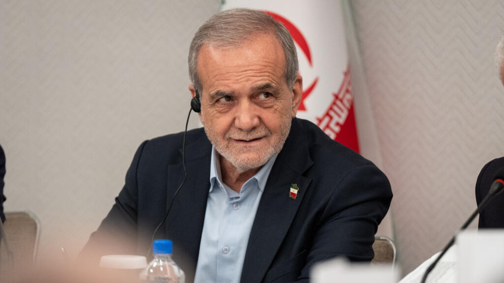 İran Cumhurbaşkanı: ABD yaptırımları arifesinde birçok sorunla karşı karşıyayız