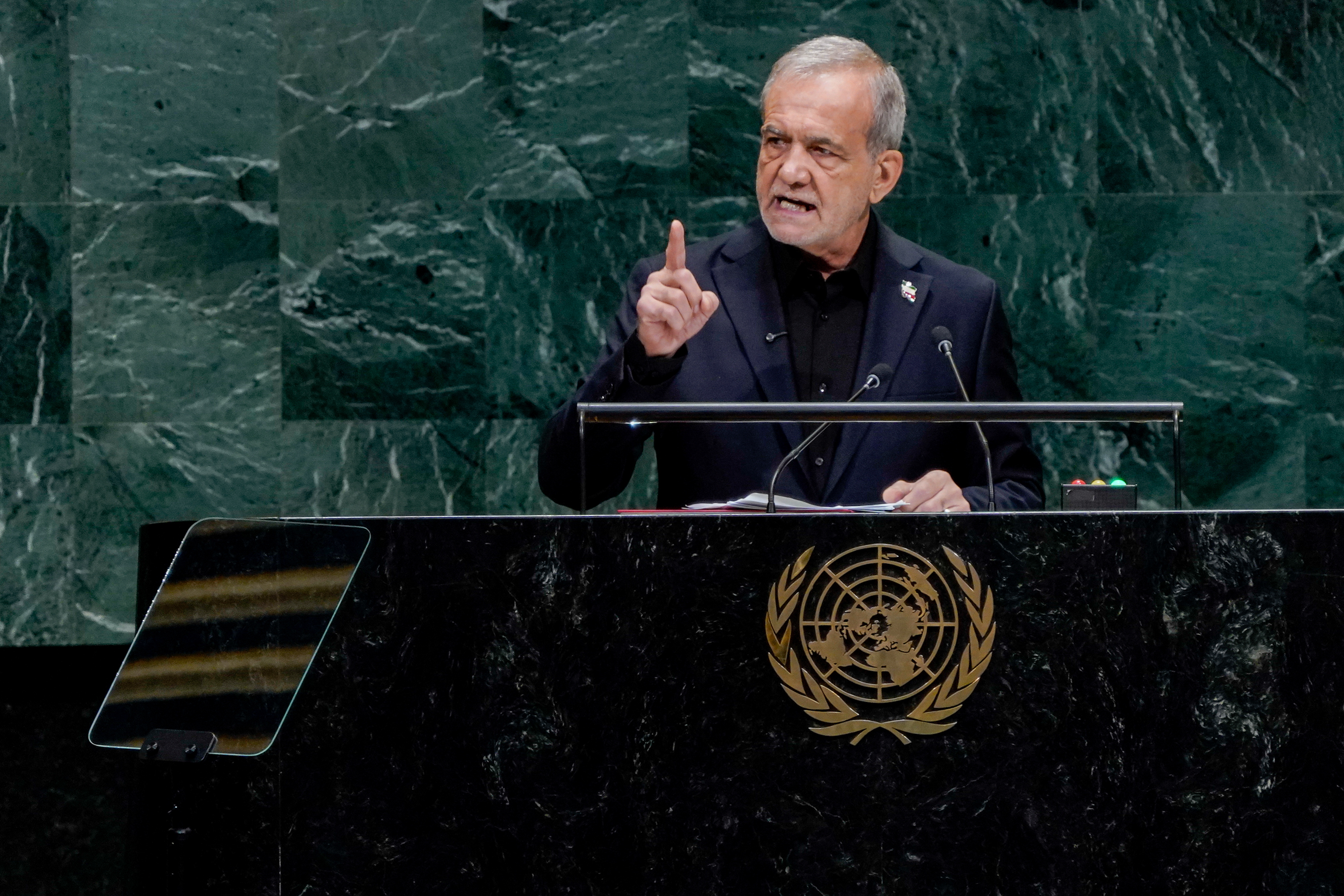 İran Cumhurbaşkanı BM'de Nadir Bir Savaş Zamanı Konuşması Yaptı