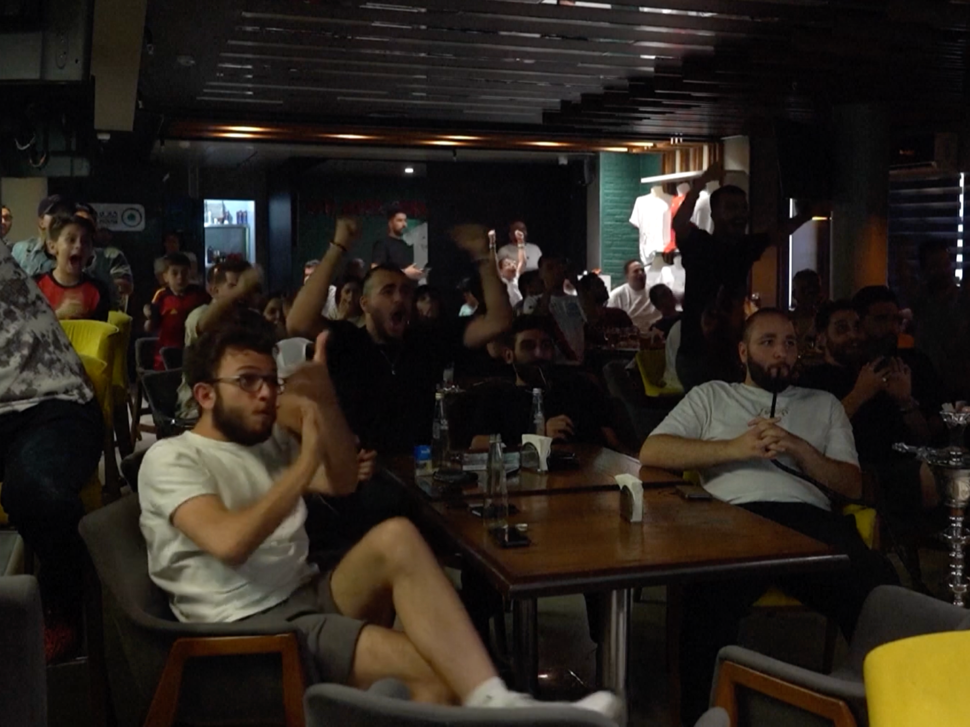 İran'da Dünya Kupası Heyecanı: Futbol ve Siyaset Kesişiyor