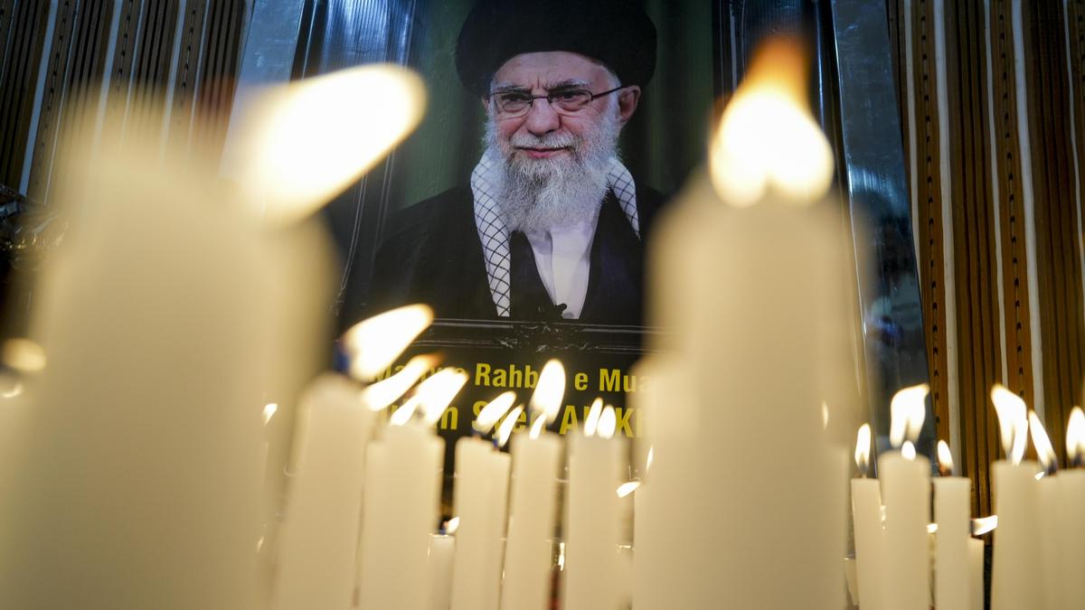 İran, Hamaney'in Cenaze Törenleri İçin Modi'yi Resmen Davet Etti