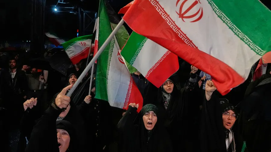 İran, İsrail'e saldırıların sona erdiğini duyurdu