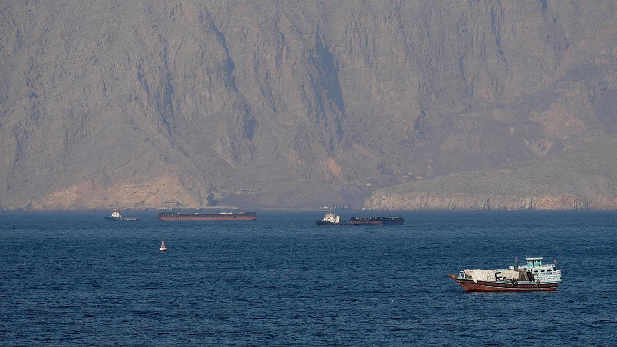 İran Meclisi'nden Hürmüz Boğazı'na ilişkin yeni yasa teklifi