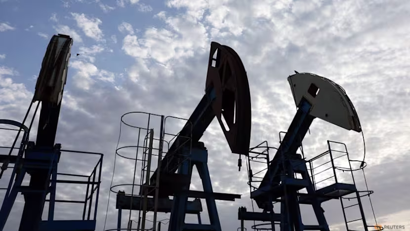 İran-Oman görüşmeleri umutları artırdı, petrol fiyatları geriledi