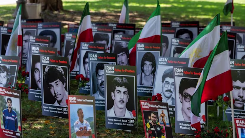İran'daki protestocular FIFA'dan Dünya Kupası'nı iptal etmesini istiyor