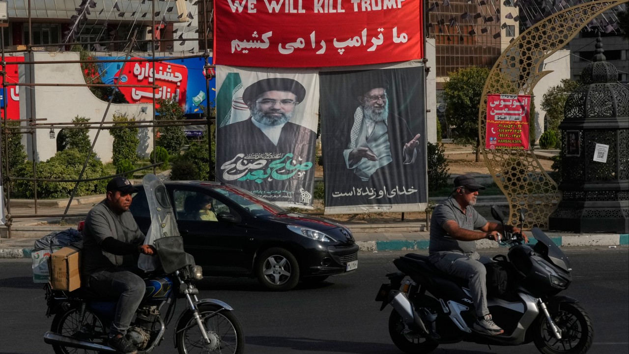 İran'da Rehber Yokken Faksiyonlar Savaşın Yönü İçin Açıkça Çatışıyor