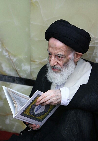 İran'ın Sessiz Ayetullahı Şobejri Zencani Vefat Etti