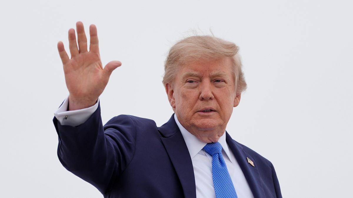 İran'dan Trump'ın Hürmüz Tehdidine Sert Yanıt