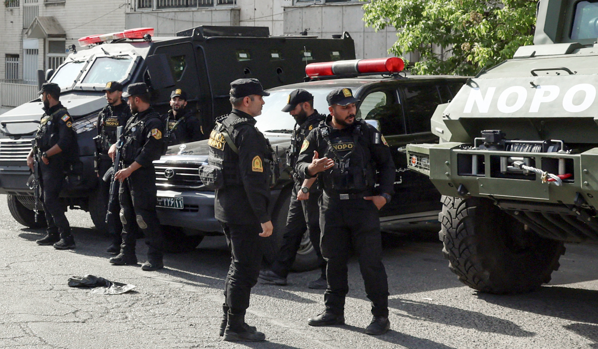 İran'da silahlı çatışma: 3 güvenlik görevlisi öldü