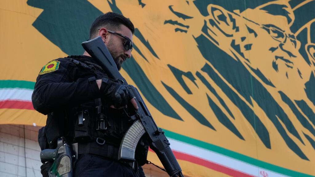 İranlı Aileler Kayıp Protestocuları Arıyor: Rejim Baskısı Sürüyor