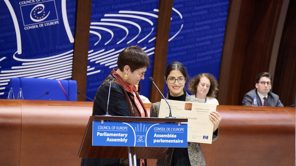 İranlı avukat Nasrin Sotoudeh'e 2026 Václav Havel İnsan Hakları Ödülü