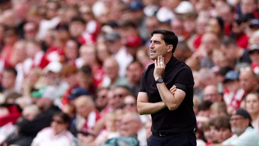 Iraola: Liverpool Yeni Transferler Olmadan da Rekabet Edebilir