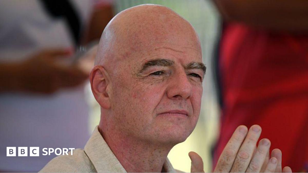 İrlanda Futbol Federasyonu, Infantino'ya desteğini çekti
