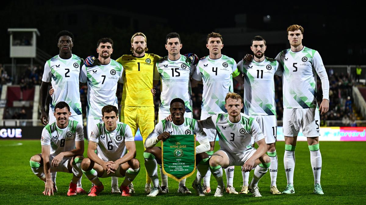 İrlanda futbolcuları İsrail maçlarında siyah pazuband takacak