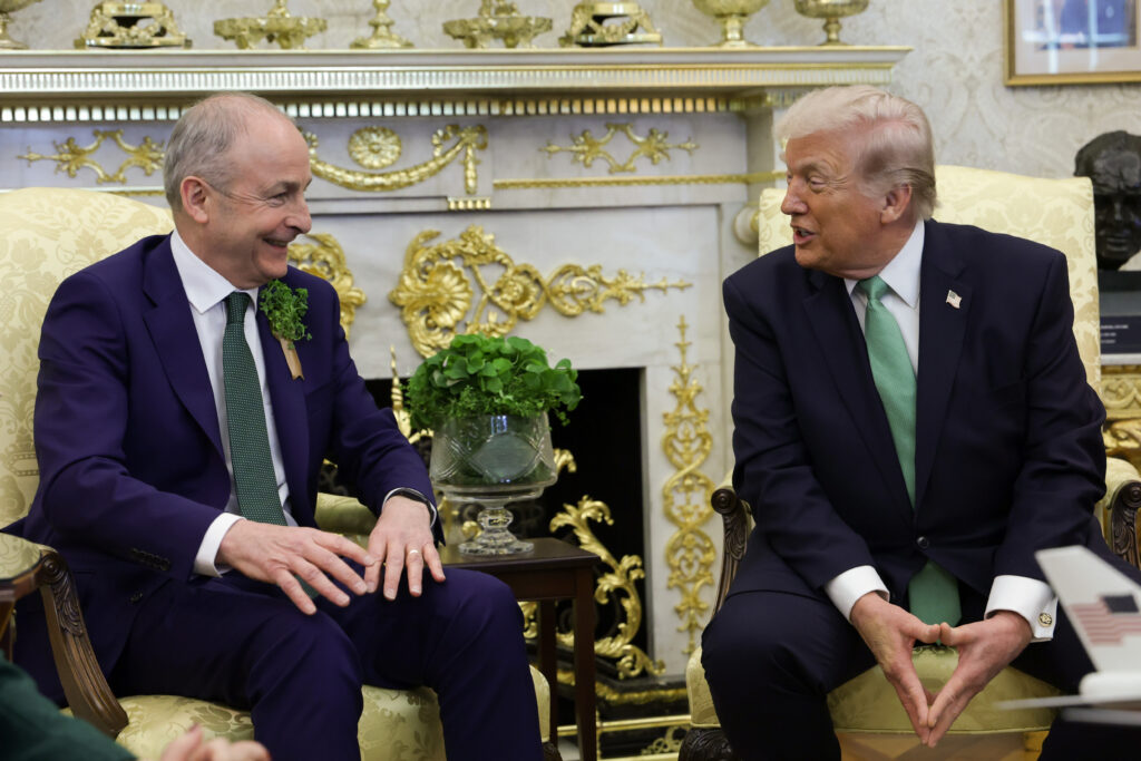 İrlanda, Trump'ı protestolardan korumayı hedefliyor
