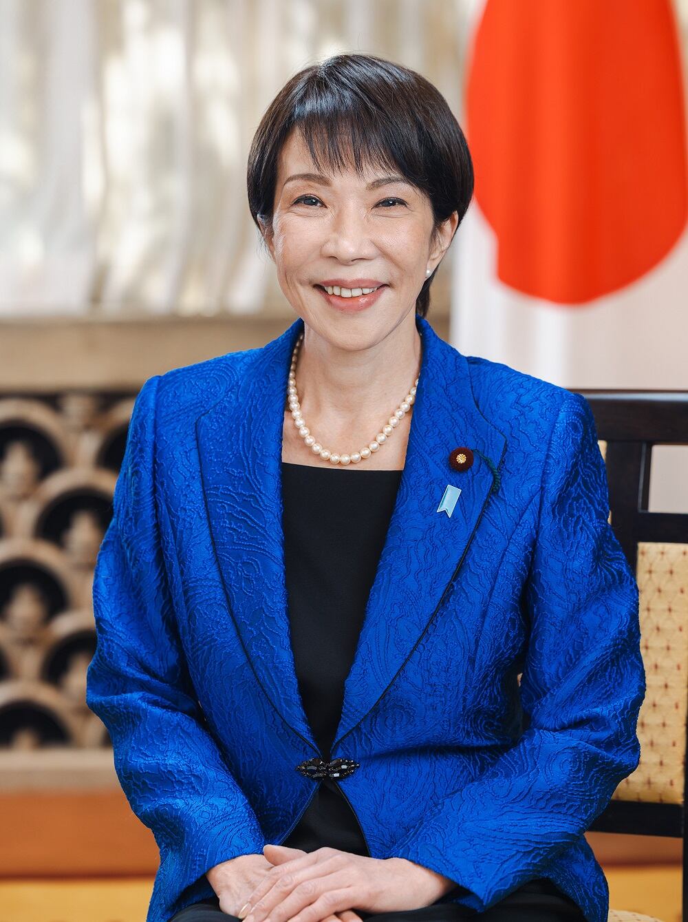 İş Dünyası Öfkeli: Başbakan Japonya'nın Karanlık Odalarını Terk Etti
