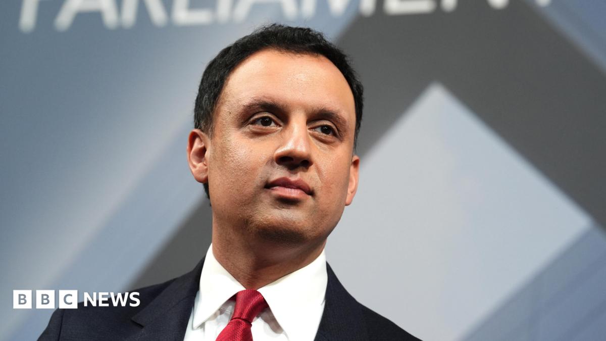İskoç İşçi Partisi Lideri Sarwar, Burnham Kabinesinde Bakan Oluyor