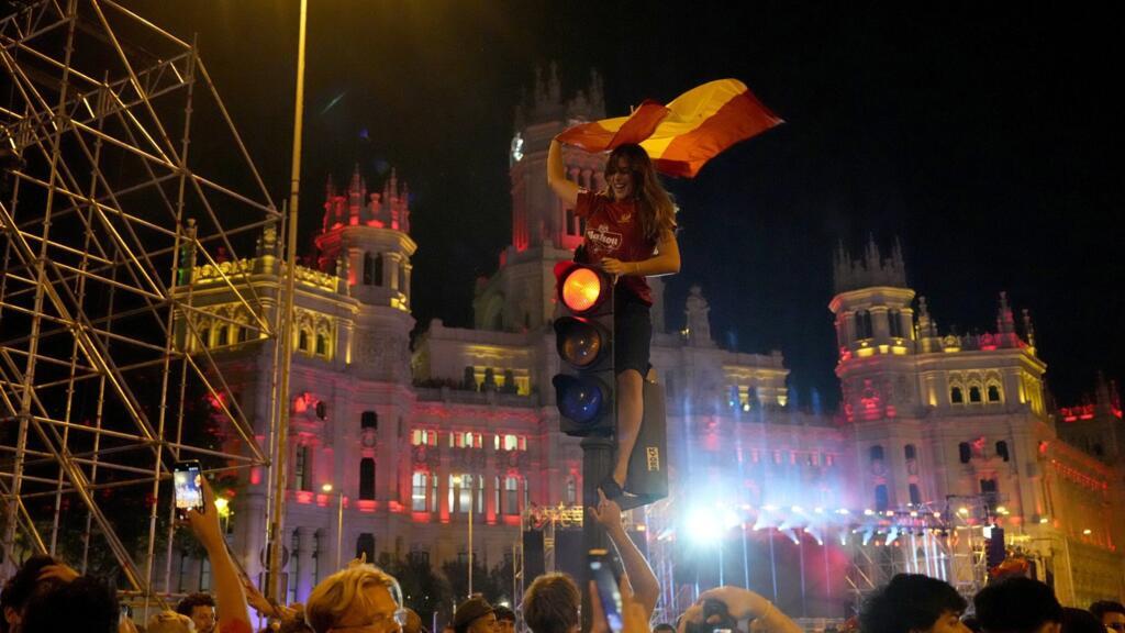 İspanya Şampiyonları Madrid'de Bir Milyon Tarafla Buluştu