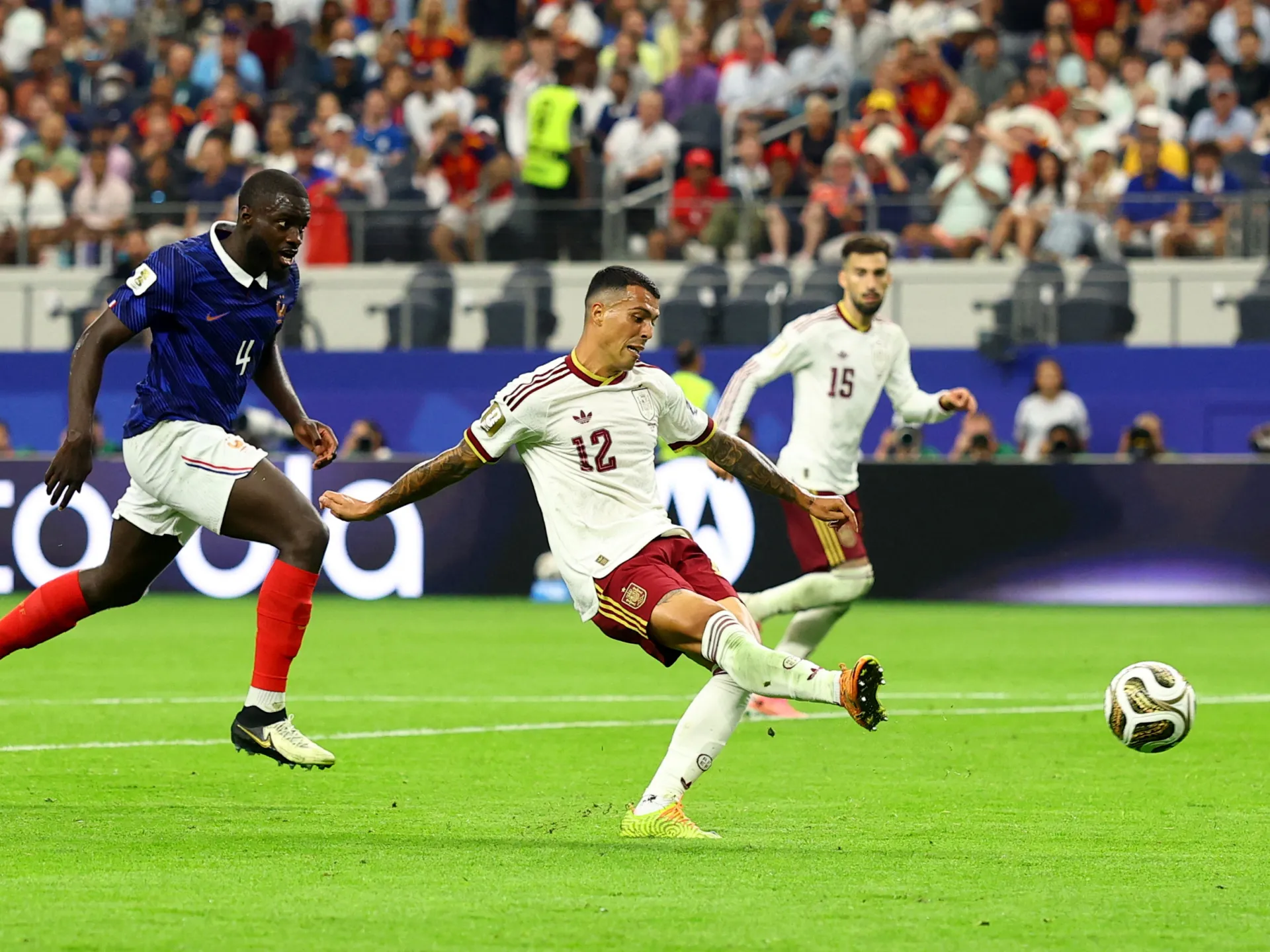 İspanya'dan Fransa'ya Futbol Dersi: 2-0 Dünya Kupası Finali