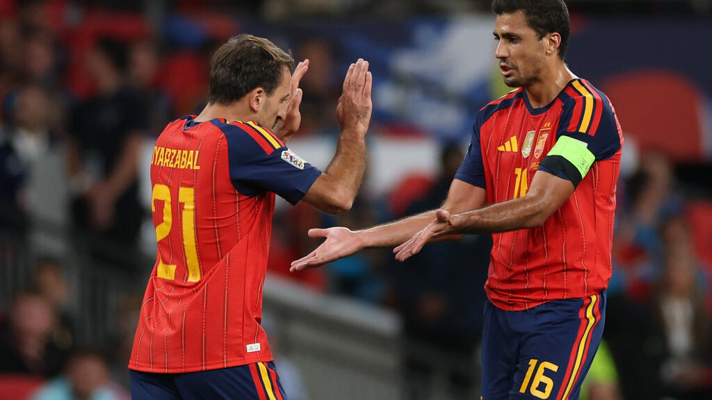İspanya Wembley'de İngiltere'yi 3-2 Yendi: 39 Maçlık Yenilmezlik Serisi