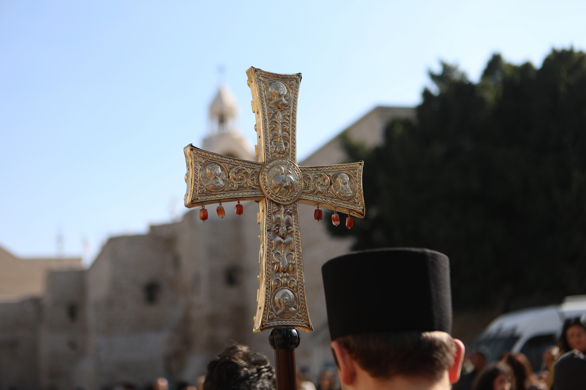 İsrail Askeri Kudüs'te Ermeni Manastırı'na Tükürdü