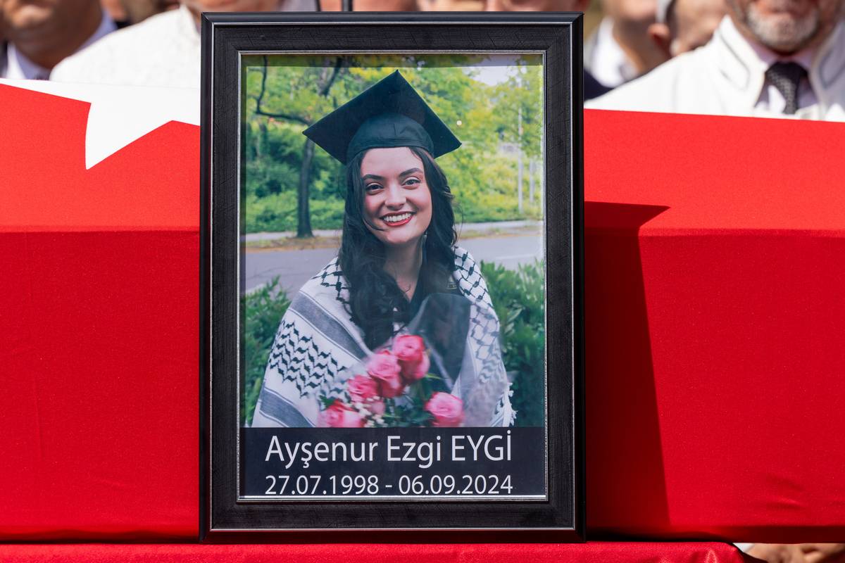 İsrail'in öldürdüğü Aysenur Ezgi Eygi için adalet bekleyişi sürüyor