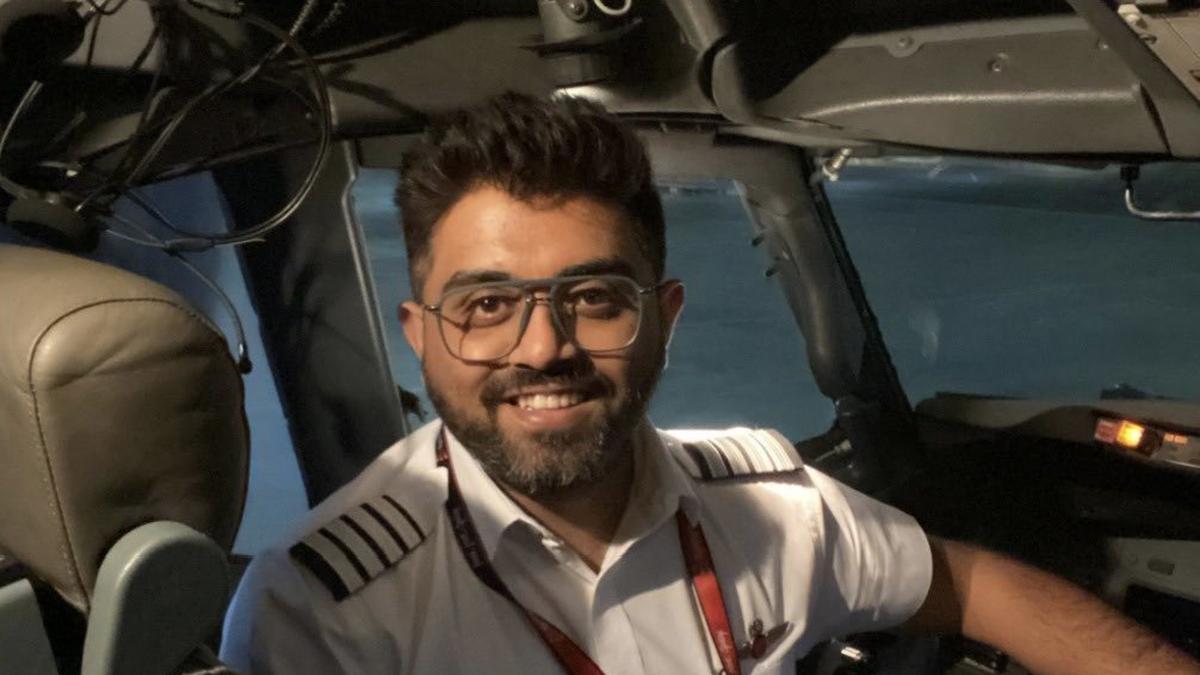 İsrail Başbakanı, Flydubai Uçağında Yaralanan Hint Pilotu Övdü