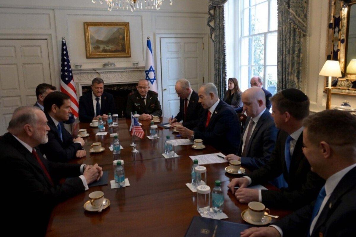 İsrail Baskısı, ABD'nin İran Diplomasisini Zorluyor