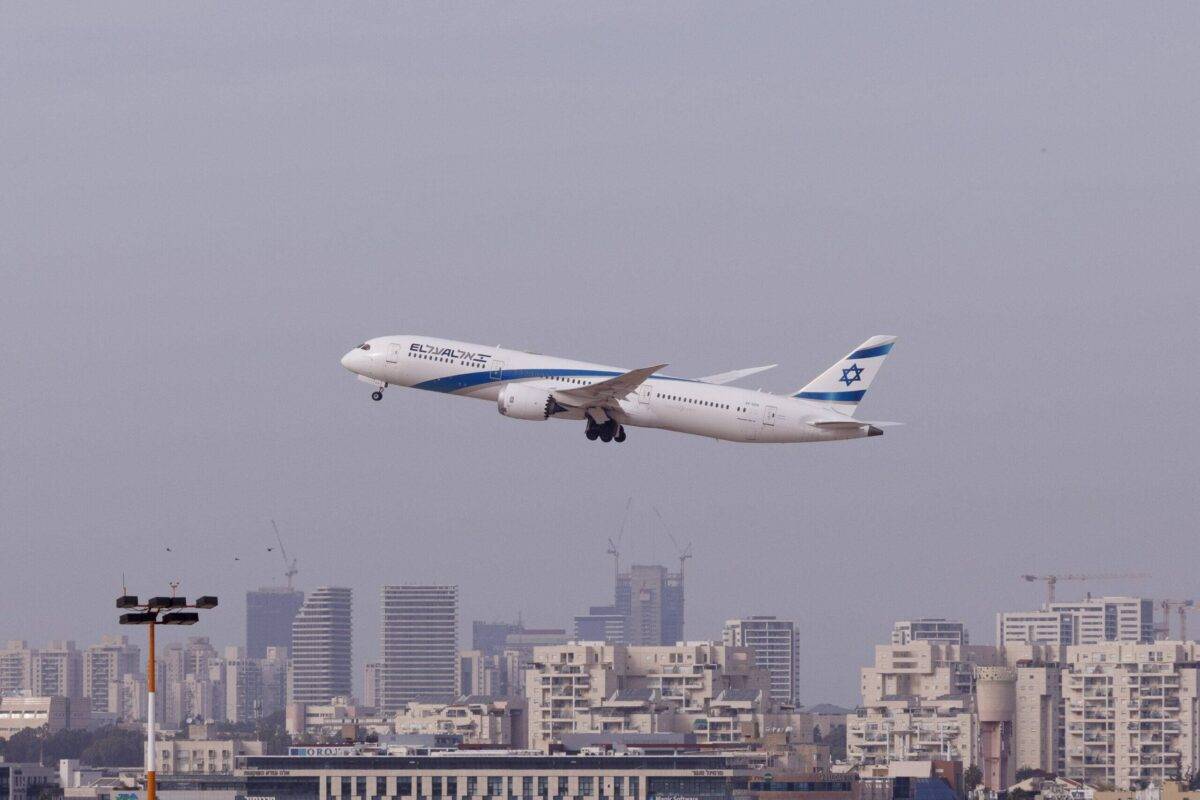 İsrail'in bayrak taşıyıcısı El Al, güvenlik gerekçesiyle Moskova uçuşlarını askıya aldı