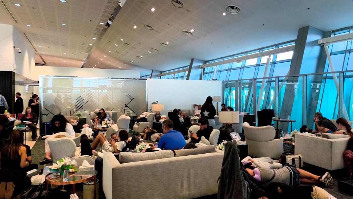 İsrail, flydubai saldırısı sonrası BAE'de mahsur kalanlar için tahliye uçuşları başlatıyor