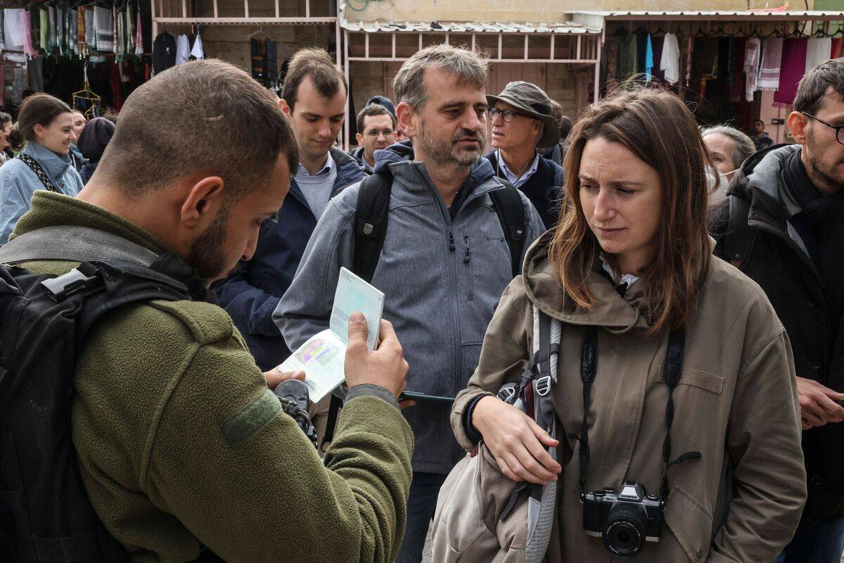 İsrail, Gazze soykırımı eleştirisi yapan Fransız gazeteciyi sınır dışı etti